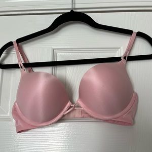 Victoria’s secret Bombshell Plunge Bra 34B